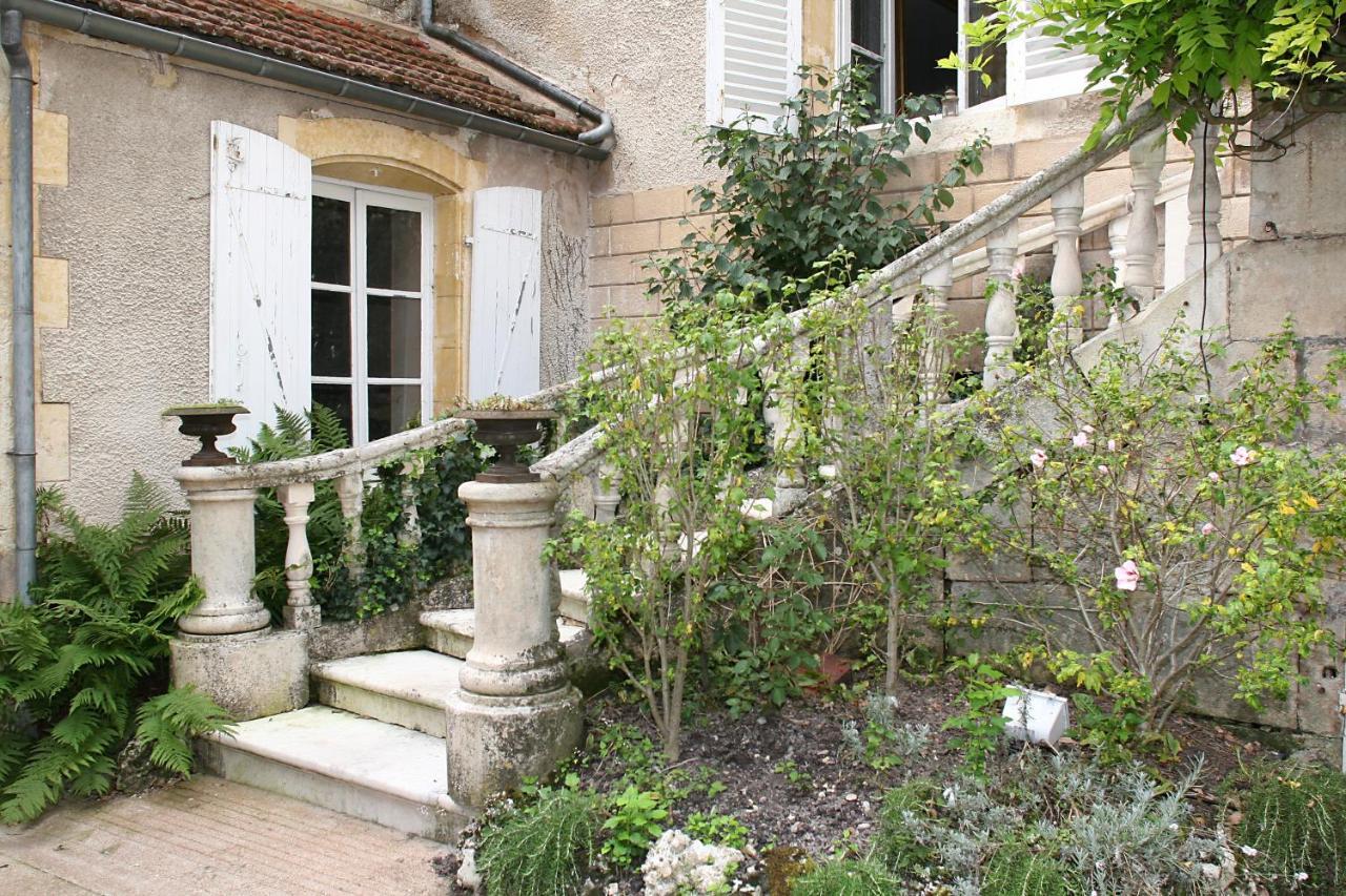 ノワイェ・シュル・スラン Le Tabellion Bed & Breakfast エクステリア 写真