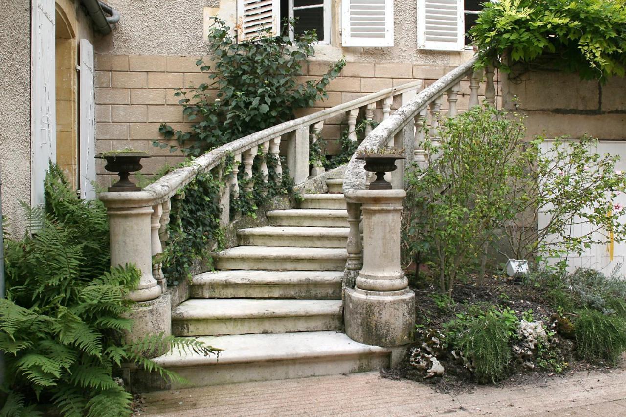 ノワイェ・シュル・スラン Le Tabellion Bed & Breakfast エクステリア 写真